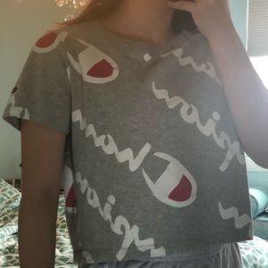 Super cute champion crop top!
